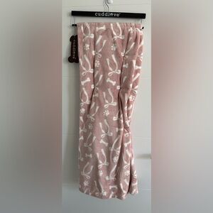 ✨NWT✨ Pet Throw Blanket (50in X 70in) Featuring 🎀 Bows & 🐾 Paw Prints